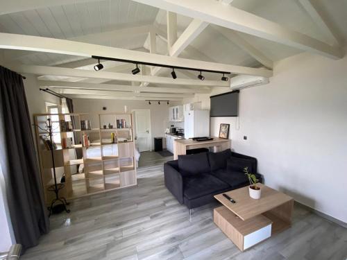 Perigiali House | Blue Horizon Rock-Sea View Apartment in Nidri