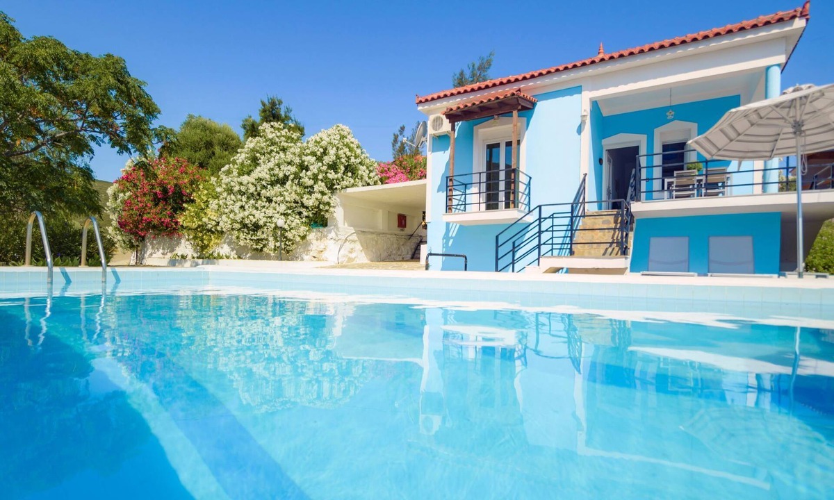 Samos Town House | "Blue Villa" by Interhome