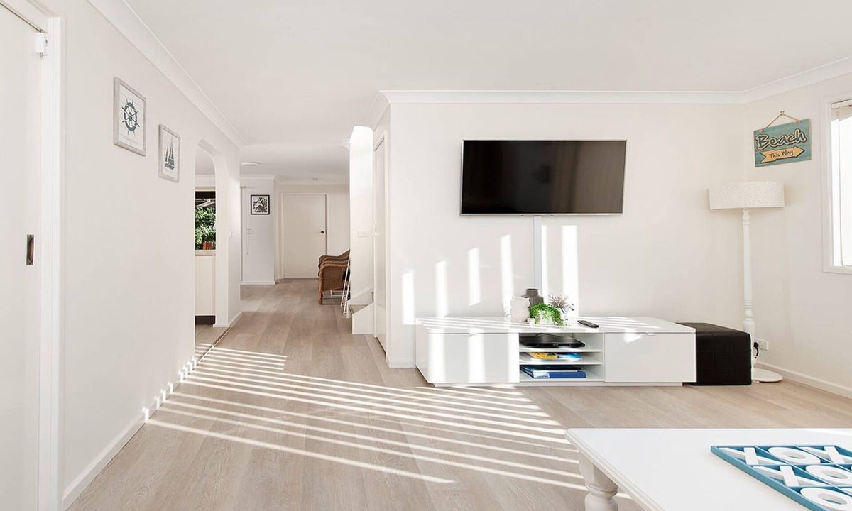 Fingal Bay House | Bombora Walking Distance to Fingal Beach- Farm Rd, Fingal Bay