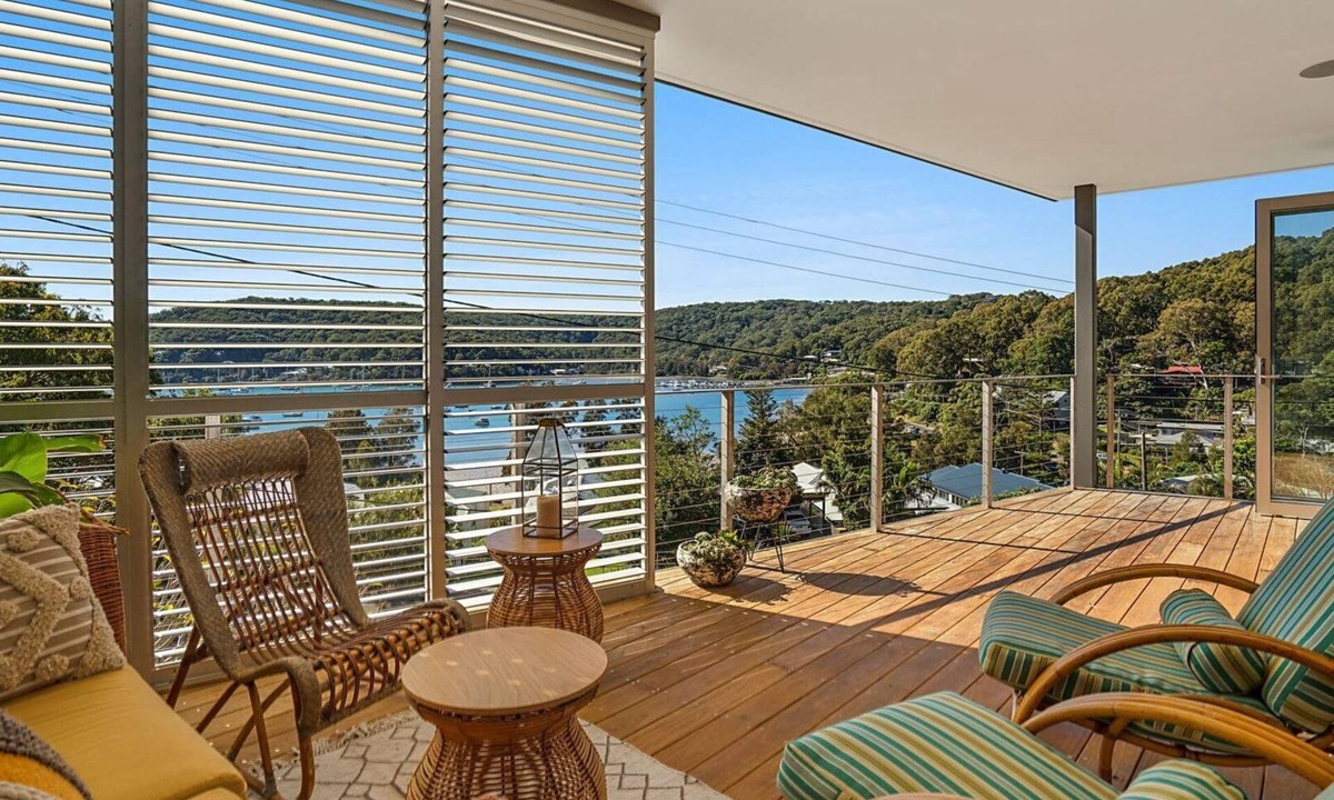 Hardys Bay House | Bouddi Galing by HolidayCo.