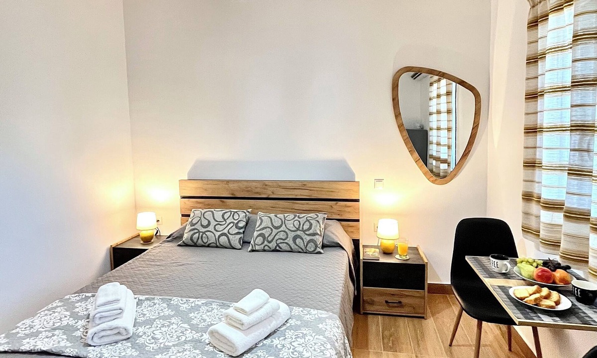 Poros Apartment | Boutique Studio with Veranda Near Kanali Beach
