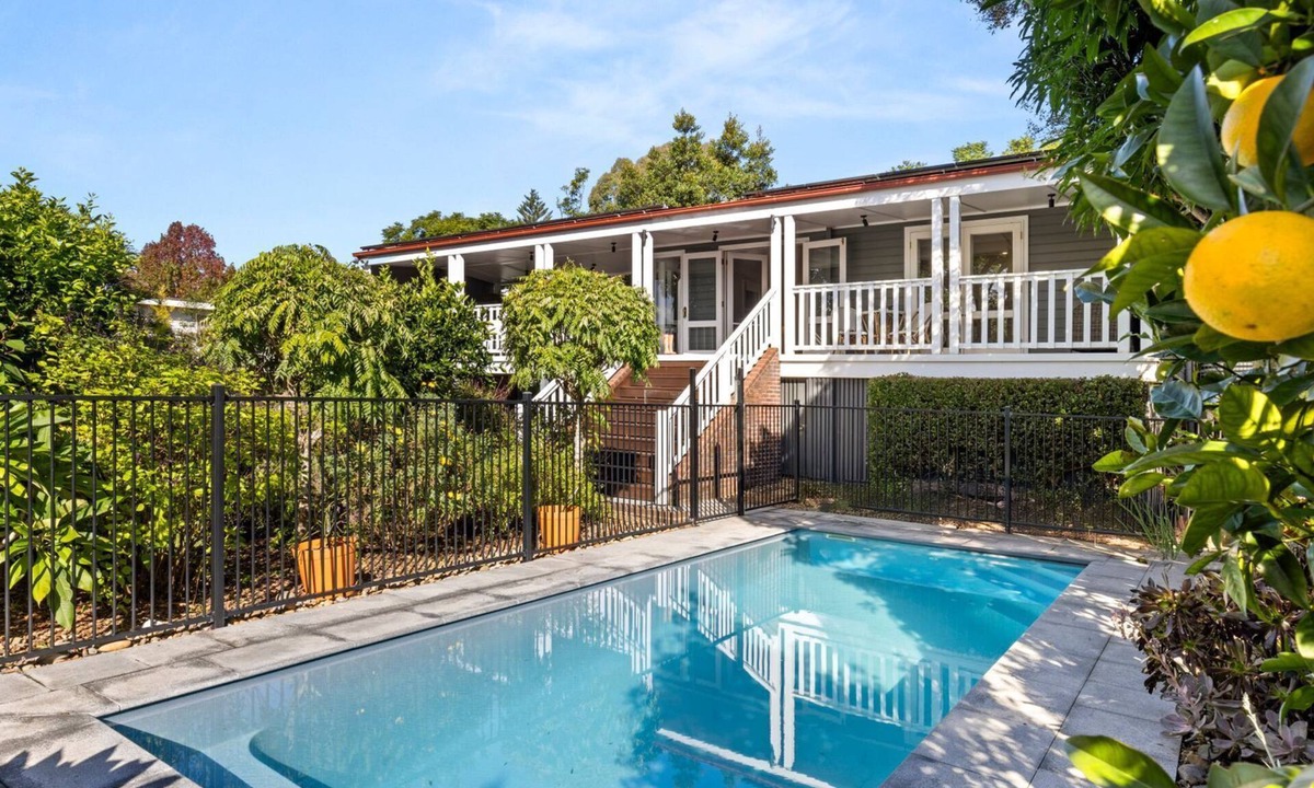 Berry House | Brae View House - By Latitude South Coast