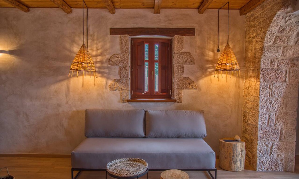 Karavostasi Hotel | Brazzo di Maina