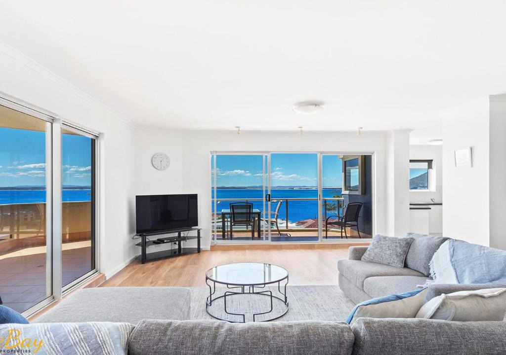 Shoal Bay Apartment | Breakwater Apartment 402