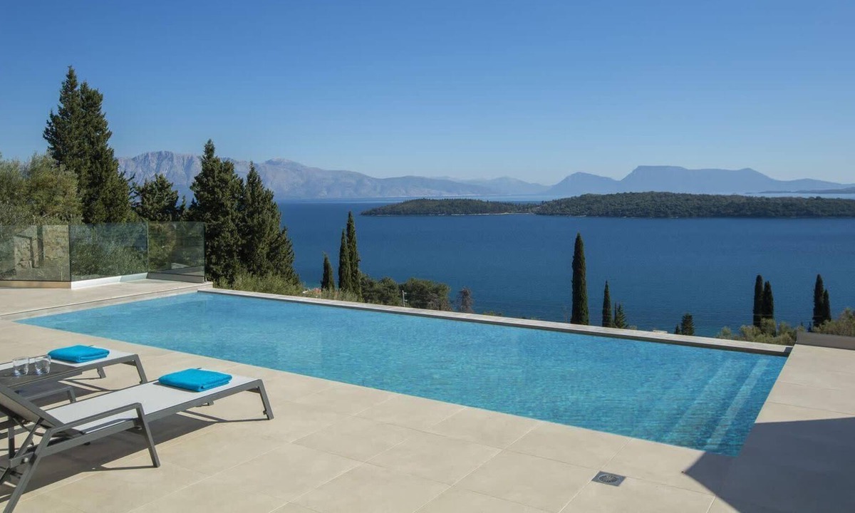Perigiali Villa | Breathtaking panoramic view in New Villa Theia, close to the beach