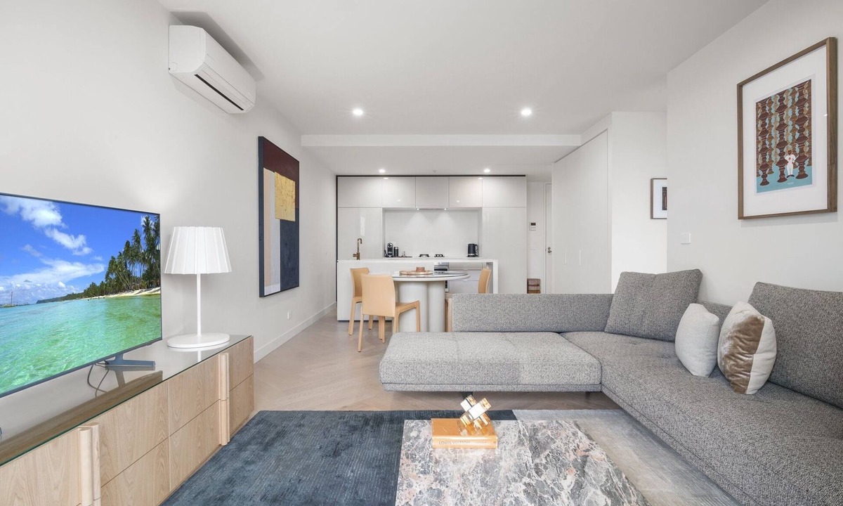 Collingwood Apartment | Bright 2-Bed Apartment in Fitzroy’s Heart