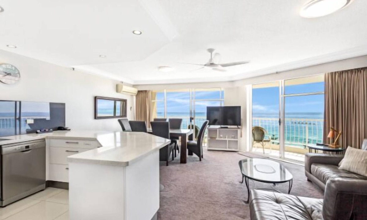 Miami Apartment | Burleigh Surf - Apartment 12C!