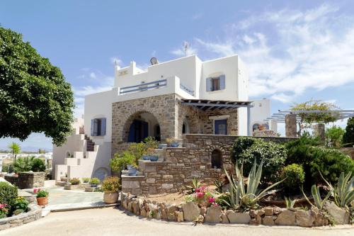 Piso Livadi Apartment | Callisto Plus Villa 1st and ground floor