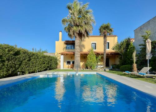 Dhafnes Villa | Castello Villa Daphnes - Private Pool & Whirlpool
