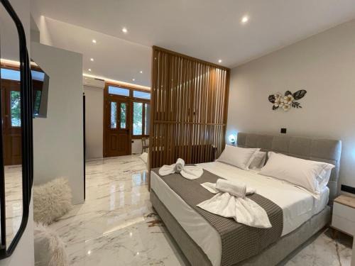 Koroni Hotel | Castle View Serenity Square