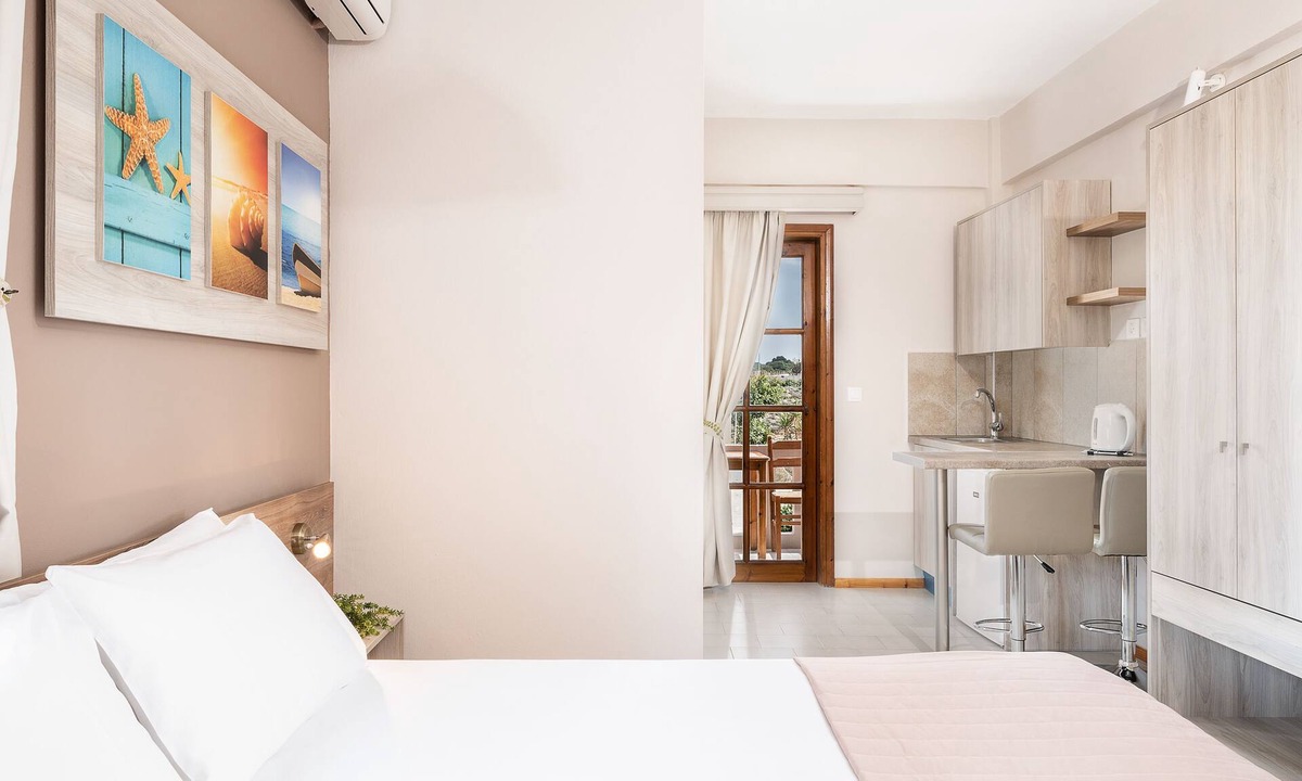 Stavros House | Cathrin Suites