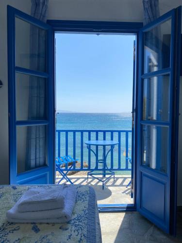 Drios House | Cavos Studio by the sea (West)