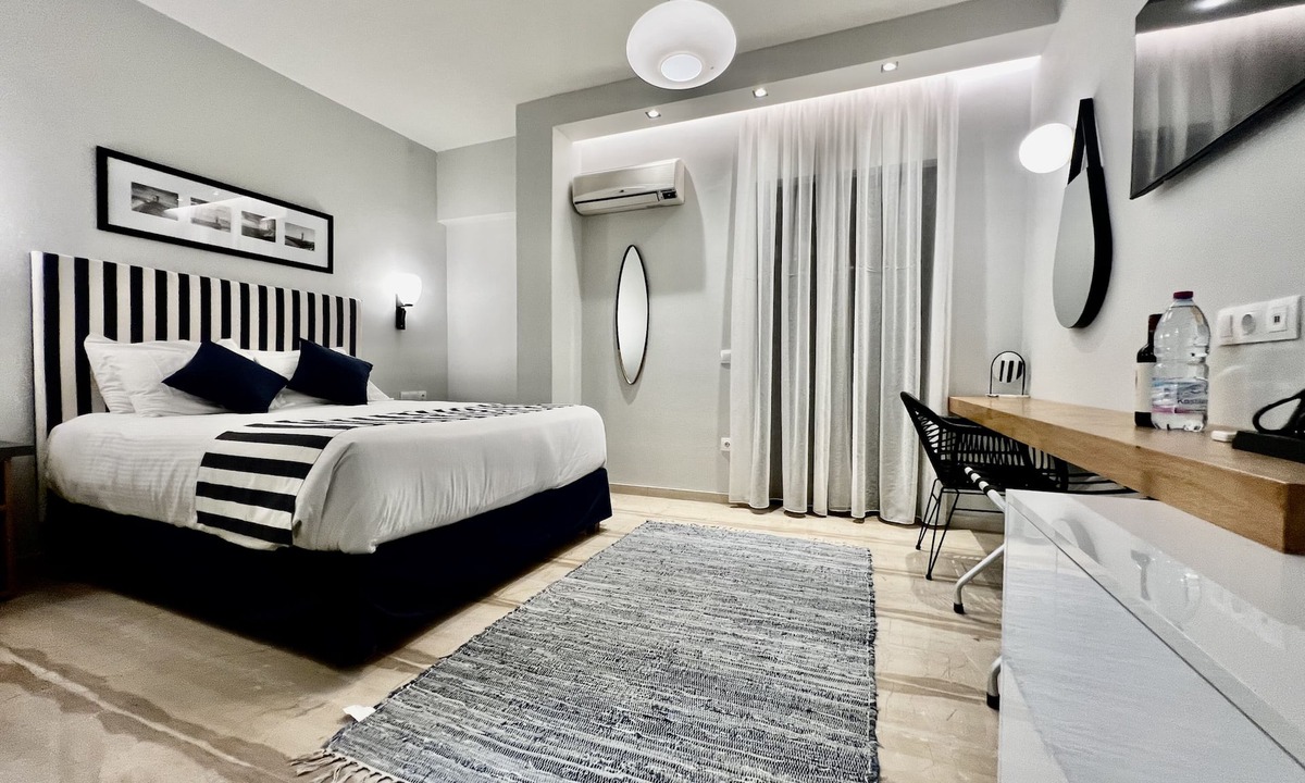 Ag. Georgios Hotel | Ccb Ionian Suites by Bruskos