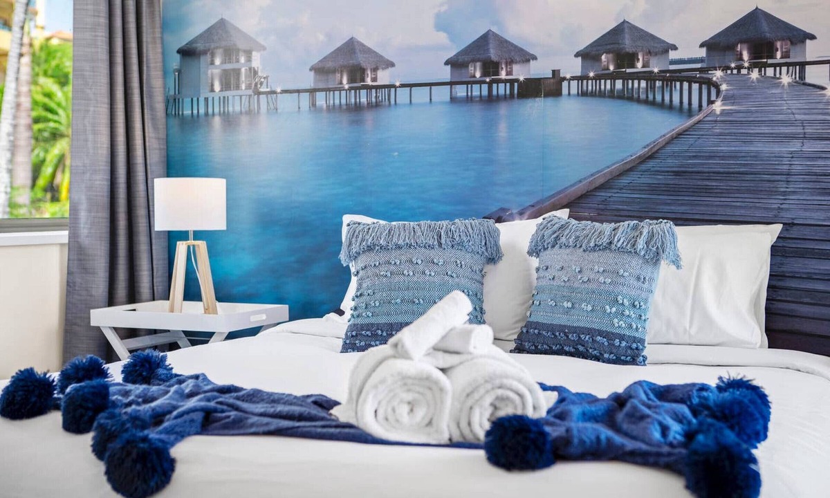 Airlie Beach Apartment | ❤️CENTRAL OCEAN VIEW ❤️ POOL/SPA❤️WI FI❤️