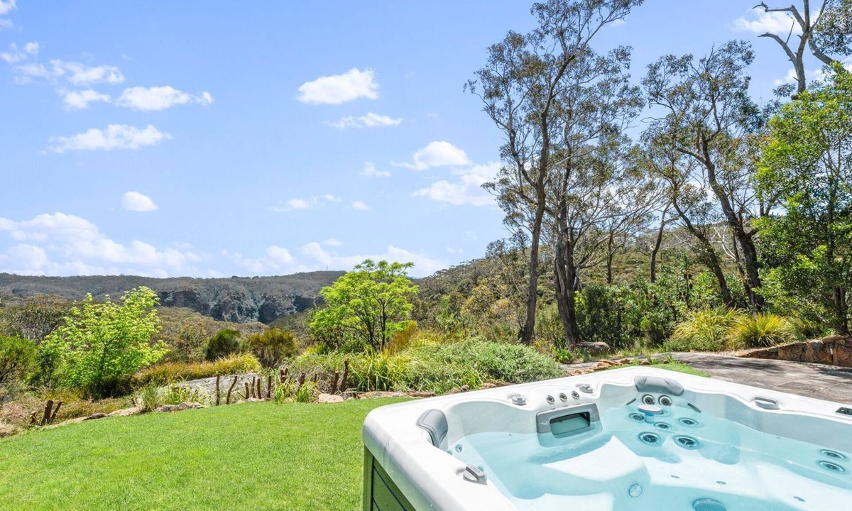 Katoomba House | Cliffnest House & Studio