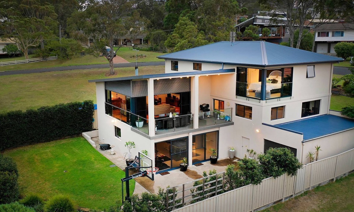 Mollymook House | Coastal Serenity on Mollymook