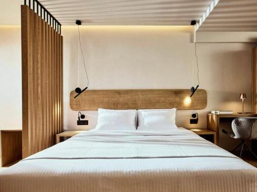 Vouliagmeni Apartment | Comfort and Relaxation
