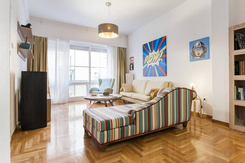 Plaka Apartment | Comfortable Apartment in Plaka