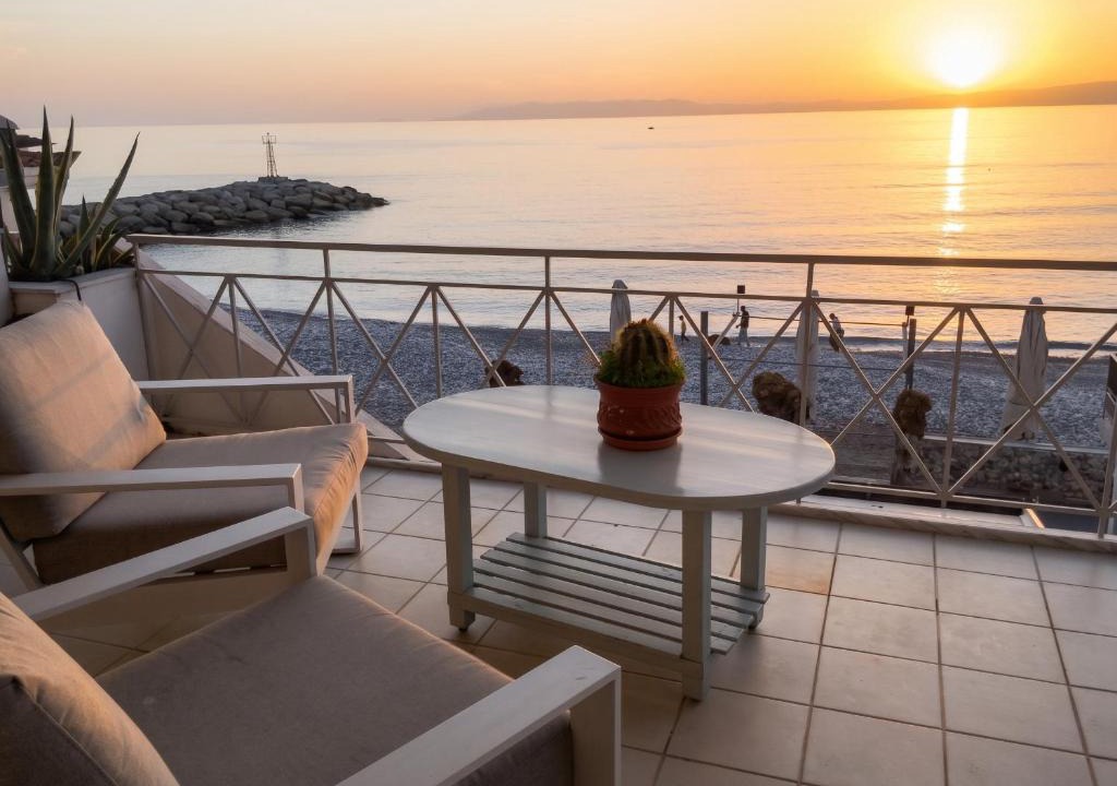 Akrogialion Apartment | Comfortable apartment with sea view - 85 m² in Akrogiali