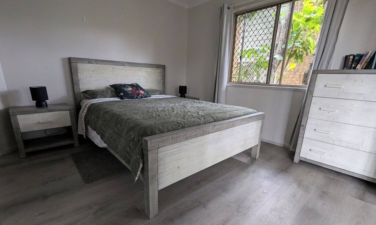 Loganlea House | Convenient, great value 2BR Flat @Loganlea, close to Brisbane & Gold Coast