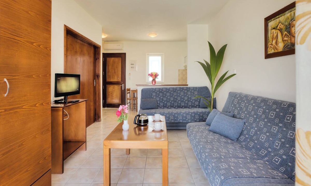 Tingaki Hotel | Corali Hotel