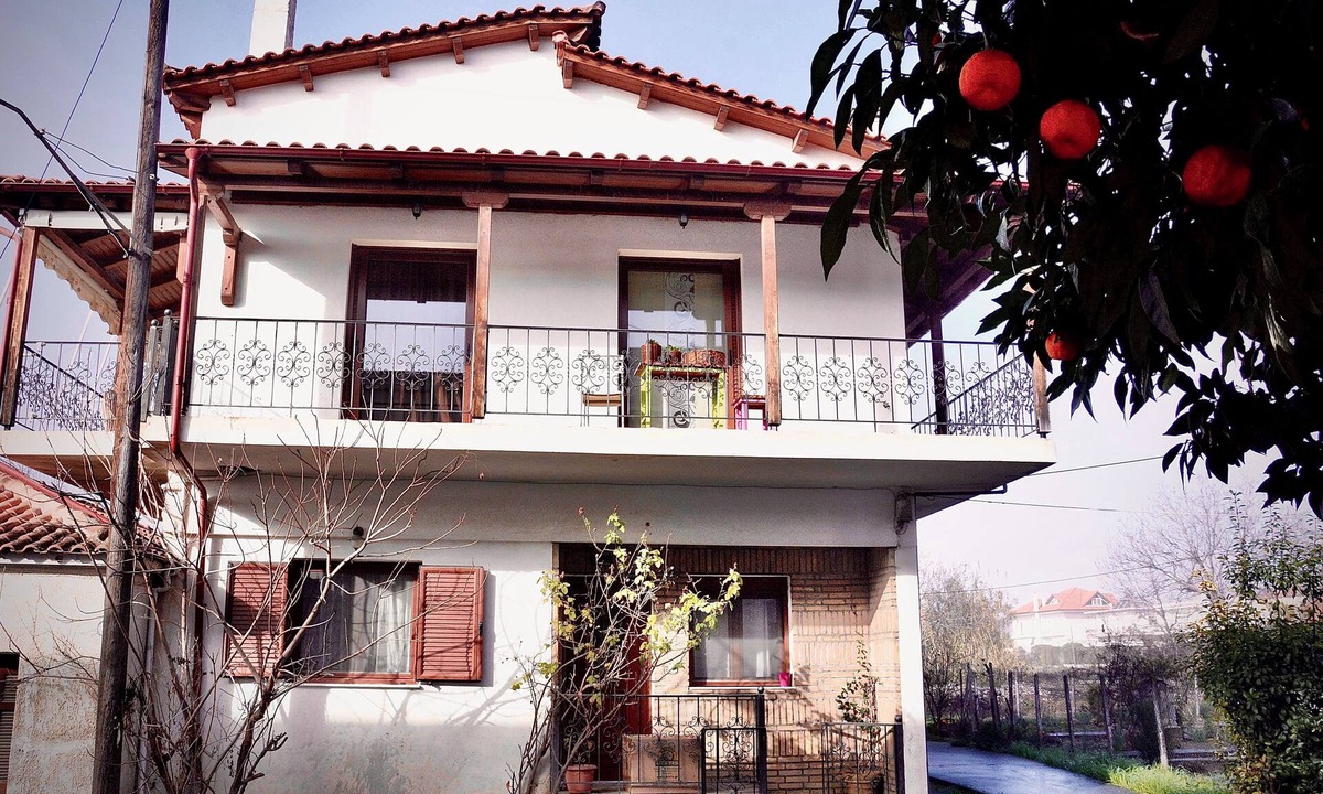Pentalofos House | Cosy! Pet-Friendly!35 min to the ski tracks Parnassos and 15 min from the beach!