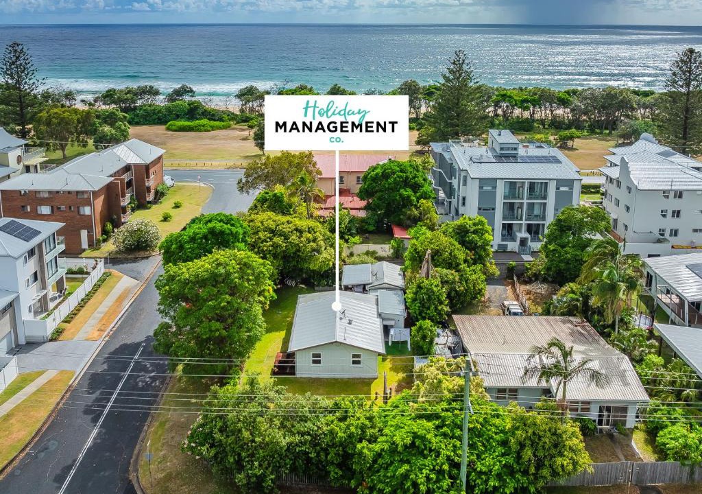 Kingscliff House | Cosy Pet Friendly Beach House