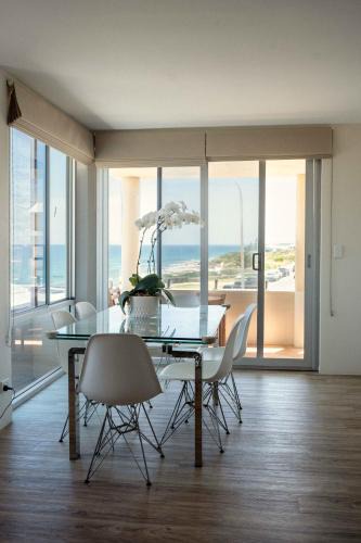 Cottesloe Apartment | Cottesloe Beach View Apartments No.8