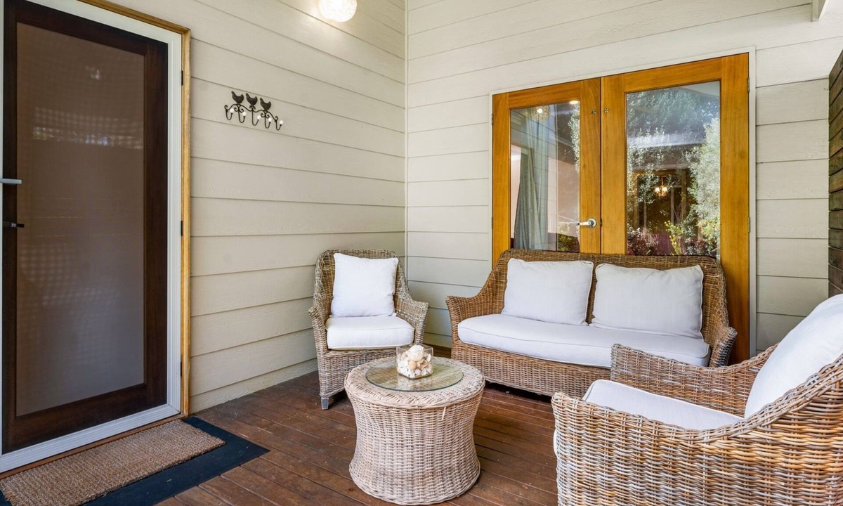 Grantville House | Country Cottage by the Sea