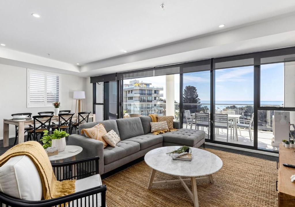 Forster Apartment | Cove 603