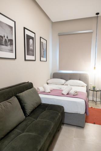 Dafni Apartment | Cozy Apartment near metro Dafni