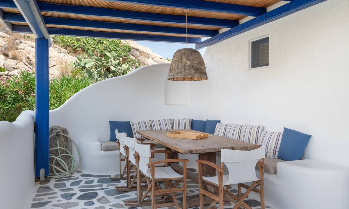 Agios Ioannis Apartment | Cozy Island Blue Home