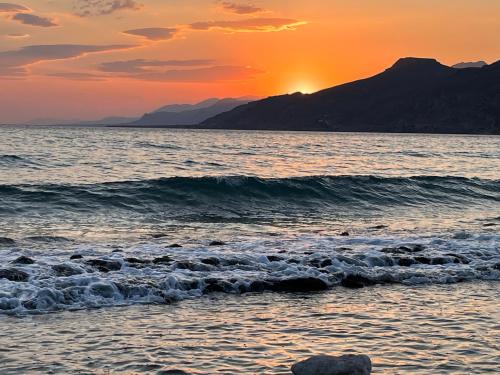 Pilalimata House | Crete Villa View- Grapevines Villas - Your Sea View Vacation