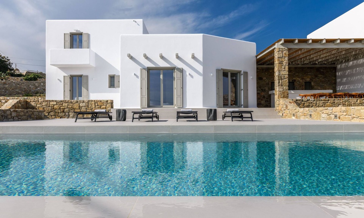 Kalafatis House | Cycladic Island Villa over Kalafati Beach/Scenic views of Aegean Sea