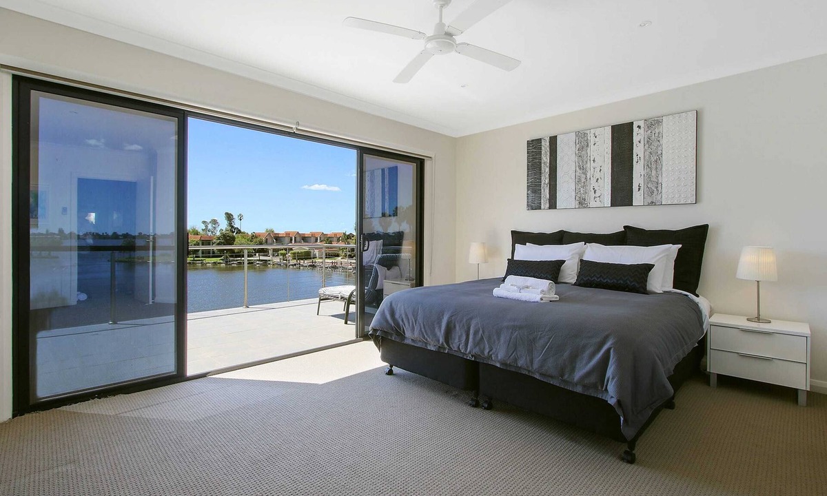 Mulwala House | Cypress Townhouse 11