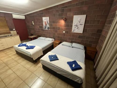 Virginia Hotel | Darwin Boomerang Motel and Caravan Park