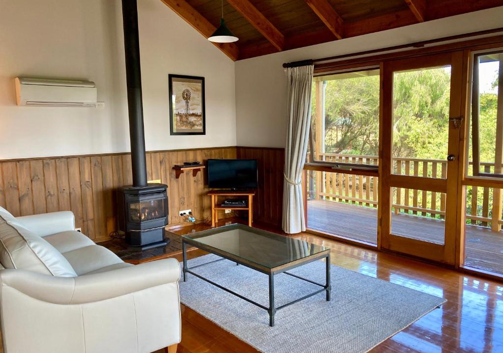 Daysy Hill Country Cottages | Port Campbell