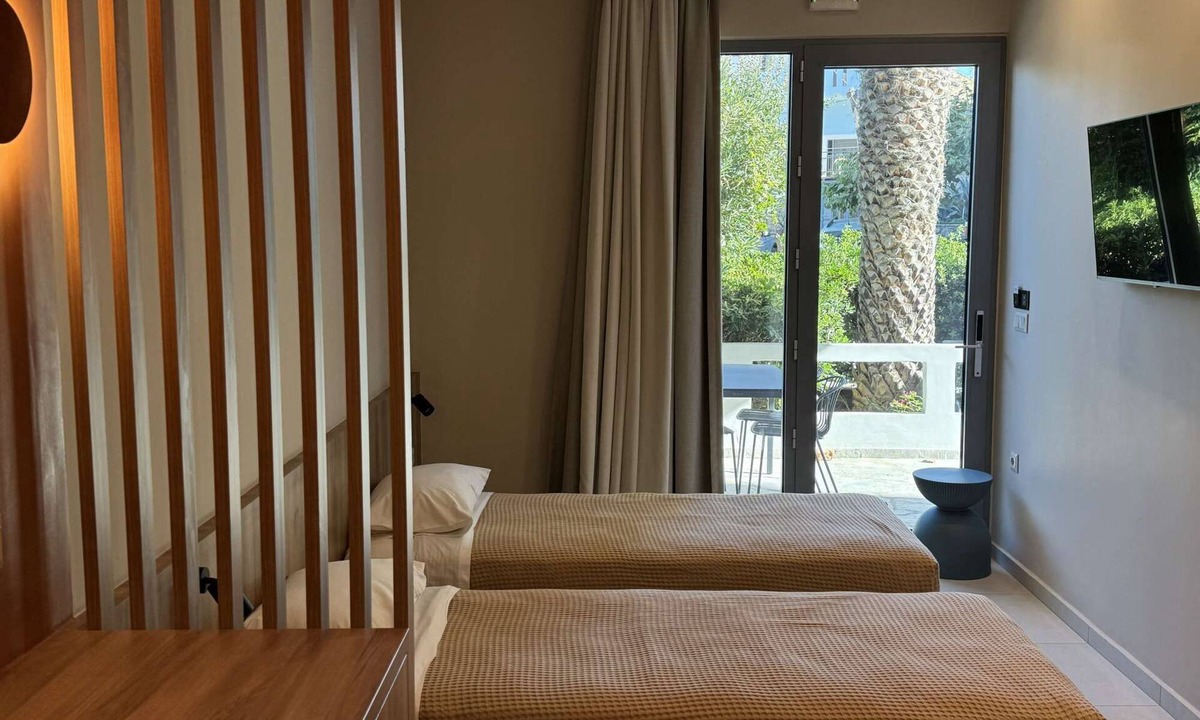 Panormos Apartment | Deluxe Studio – Comfort & Style for Two