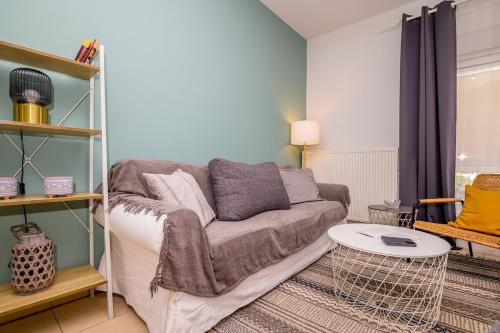Orestiada Apartment | Demi Panda