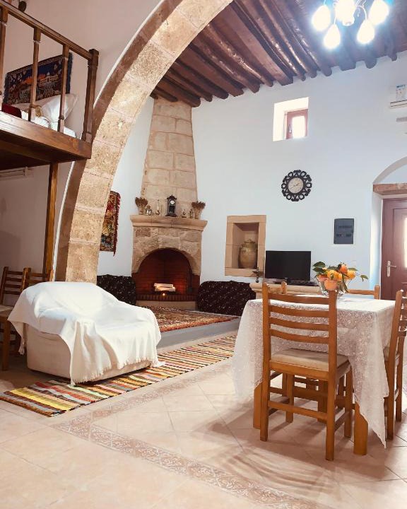 Archangelos House | Diakena's Kamariko-Traditional Stone House