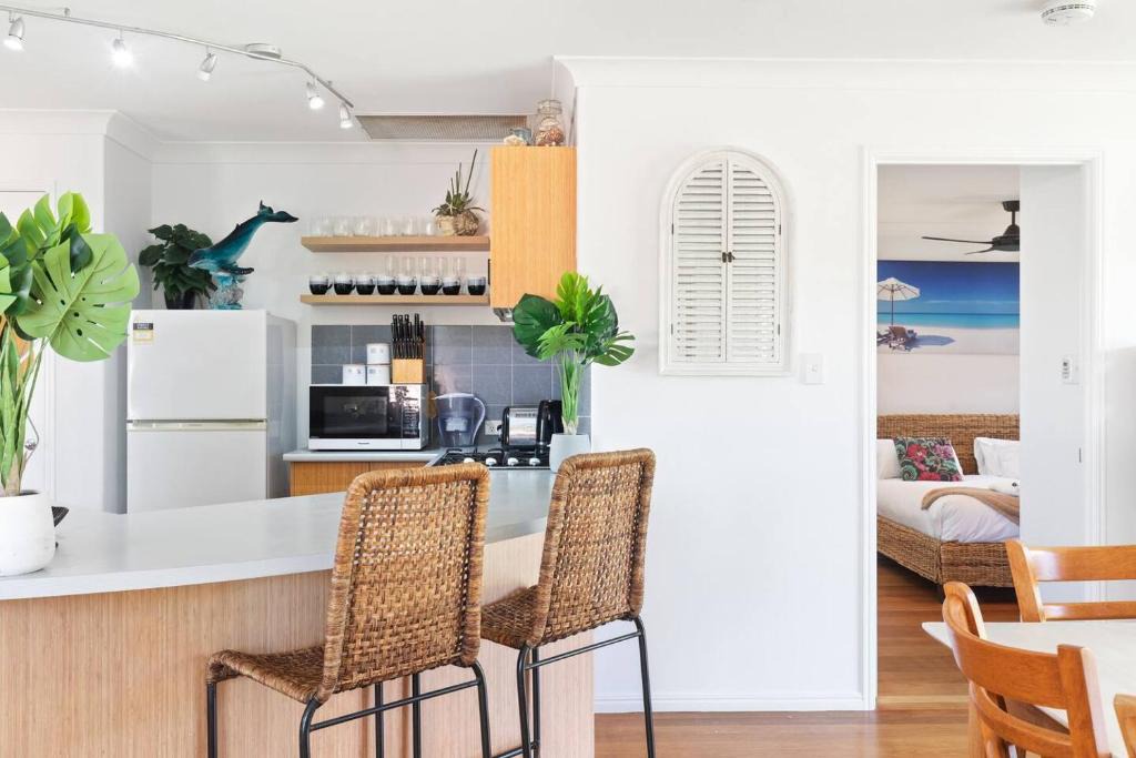 Point Vernon House | Discover Coastal Living Perfection at Point Vernon