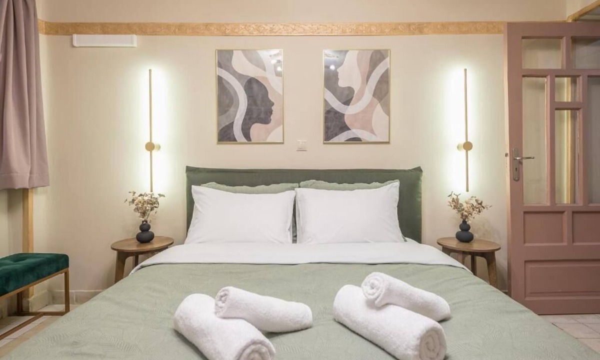 Mousio Apartment | DP Homes Exarcheia 1B - Central Stone Apt near Metro & Museum
