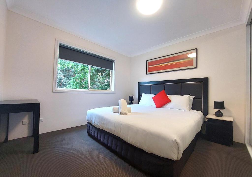 Eastwood Apartment | Eastwood Furnished Apartments