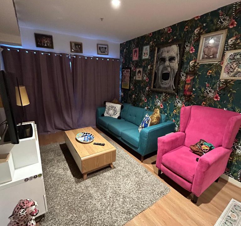 West Footscray Apartment | Eclectic 2BR apartment in West Footscray!