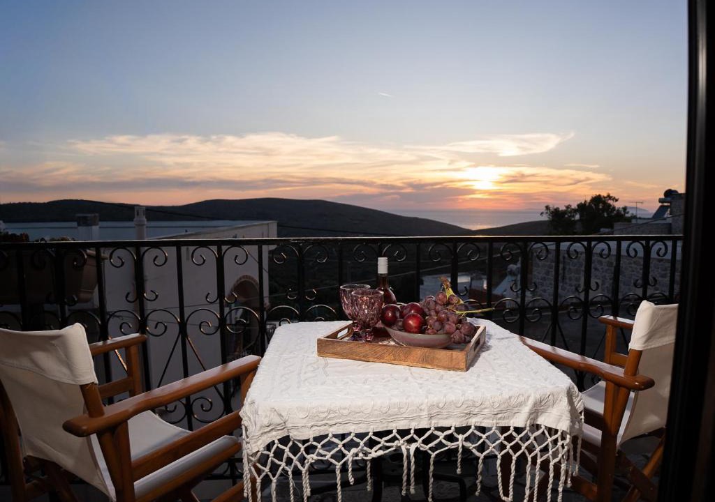 Mastichochoria Apartment | Elata Stone Retreat Traditional Village House