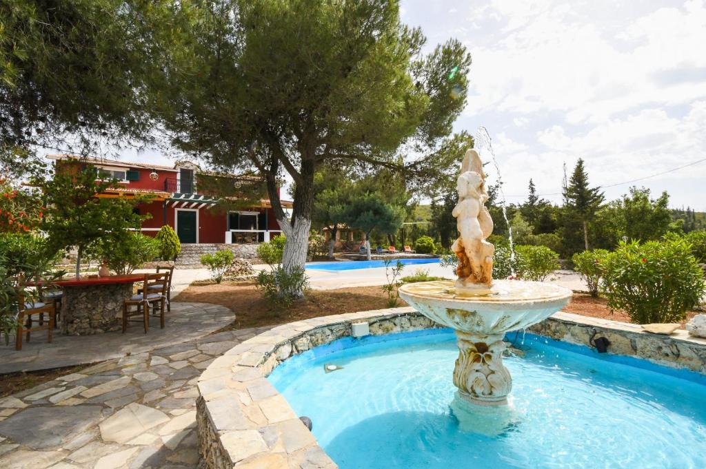 Volimai Villa | Elatia Villa