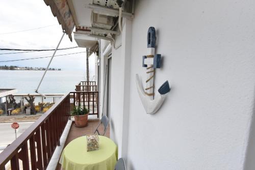 Agria Apartment | Elena's Seaside Home