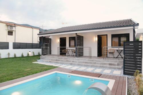 Asprovalta House | EliGio Luxury Suites