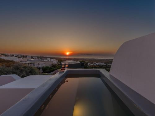 Finikia Hotel | Elios Cave Suites
