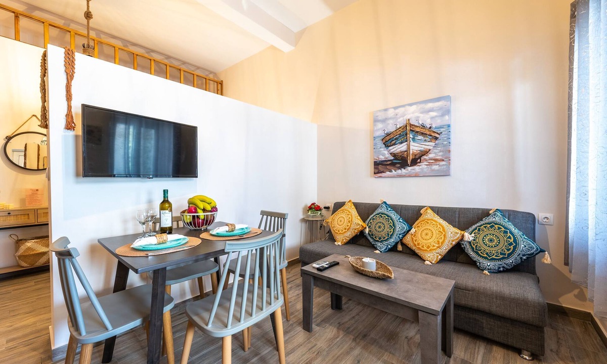 Paradisi House | Elysium Villanova Apartment near Airport